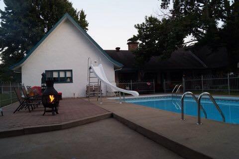 B&B Aux Deux Pignons Donnacona Экстерьер фото